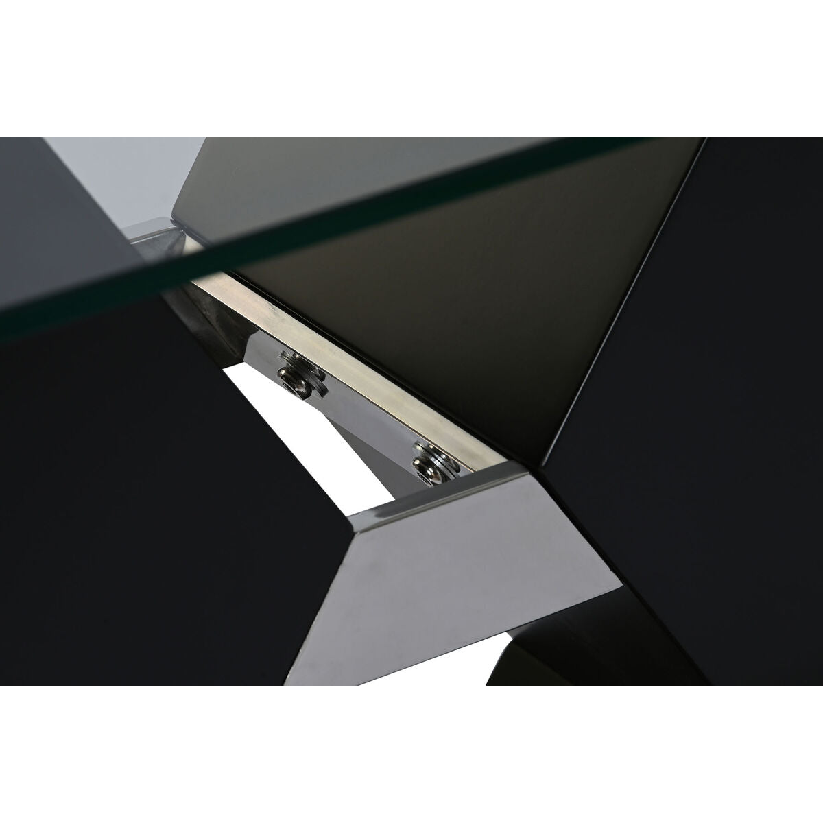 V8H5C6DEDAD61AB050E17C8CE4EB906BAE7R4402595P4