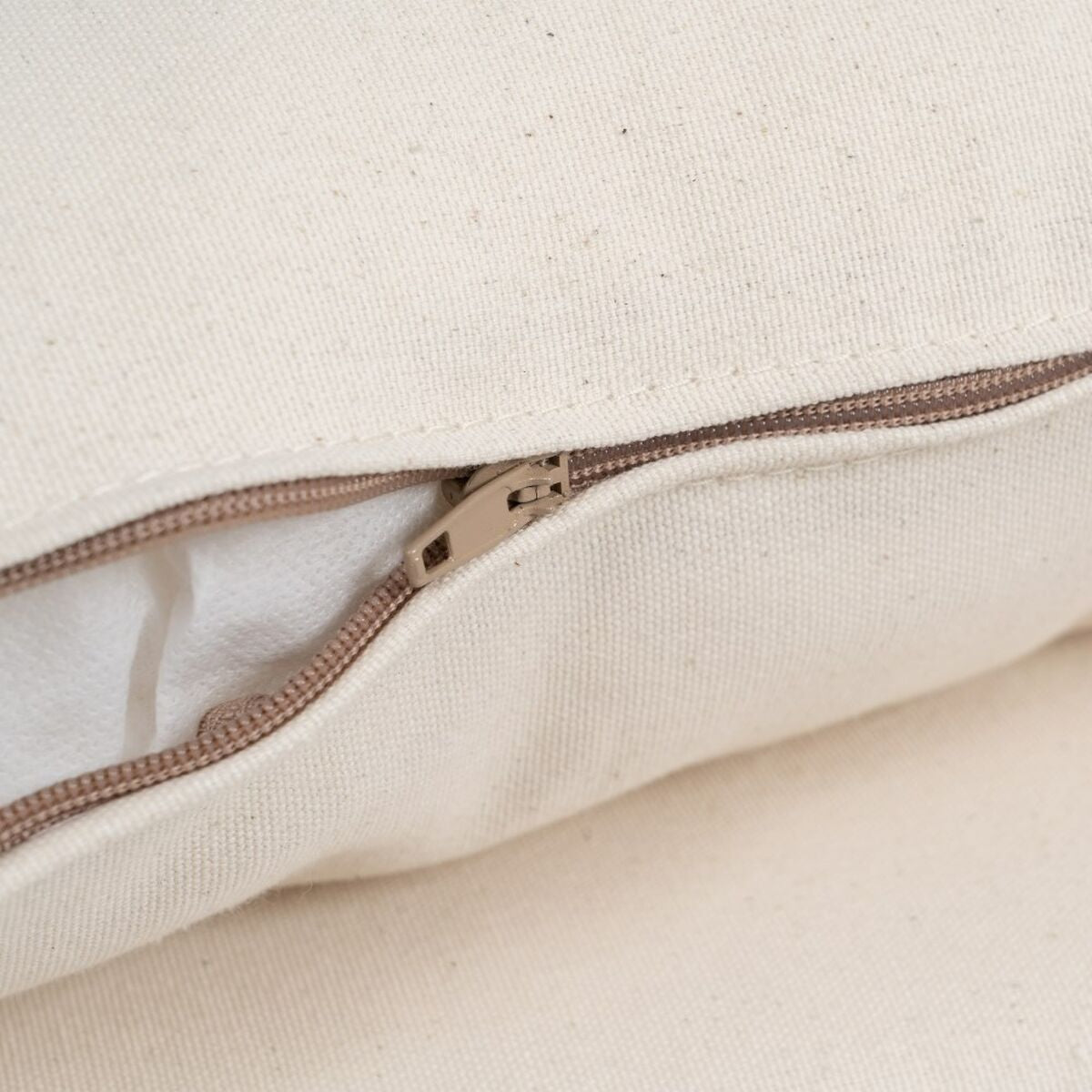 V6HA4B450AB2B51676D5CB6949FD282A755R2465055P9